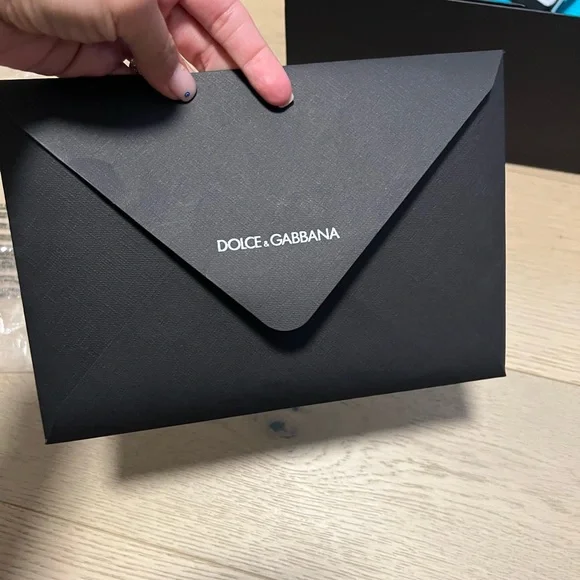 Dolce and Gabbana set - Picture 7 of 11